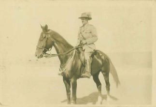 Johnston, Alexander \'Ike\' b1881 WWI 8th Light Horse abt 1916-1919 Source M Johnston.jpg