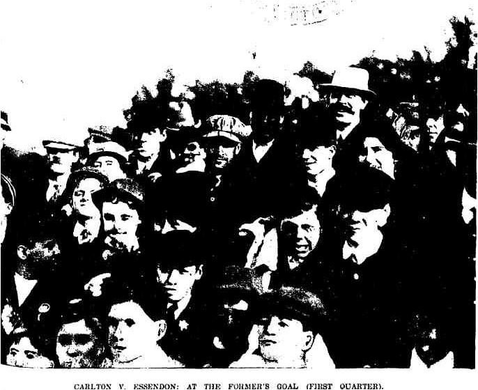 1913 Rnd 1 crowd v Essendon EMCG 
Australasian May 03 p60