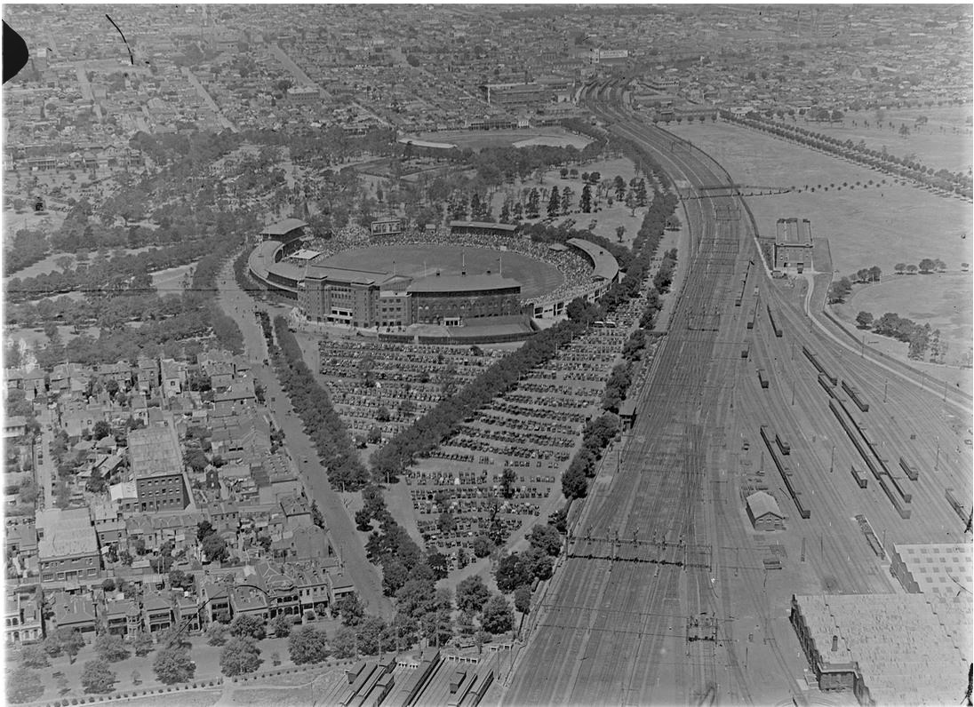 1925 aerial view of MCG and surrounds.
SLV image 